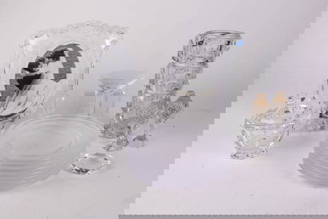 Lot of Assorted Vintage Decorative Clear Glass: Lot of Assorted Vintage Decorative Clear Glass Size 5" x 5" x 2" Literature  Brooks Auction is not responsible for outbids. Questions? Call the office at (856) 694-2960 or email us directly at info@b