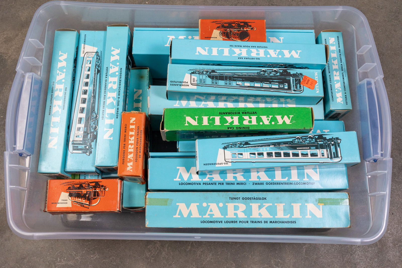 Marklin Train Empty Box Assortment: Marklin Train Empty Box Assortment Literature Brooks Auction is not responsible for outbids. Questions? Call the office at (856) 694-2960 or email us directly at info@brooks.auction. • Please r