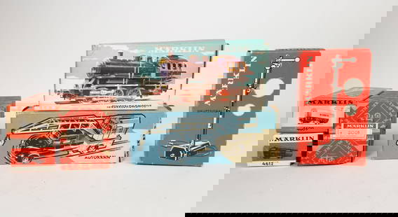Assorted Vintage Marklin Train Cars in Box: Assorted Vintage Marklin Train Cars in Box Size 3" x 8" x 3" Literature  Brooks Auction is not responsible for outbids. Questions? Call the office at (856) 694-2960 or email us directly at info@brook
