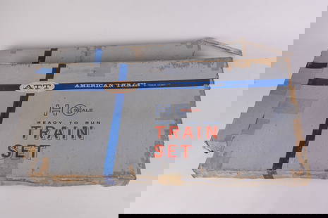 Two American Track & Train ATT Ready to Run Train Sets in Box: Two American Track & Train ATT Ready to Run Train Sets in Box Size 2" x 26" x 14" Literature  Brooks Auction is not responsible for outbids. Questions? Call the office at (856) 694-2960 or email us d