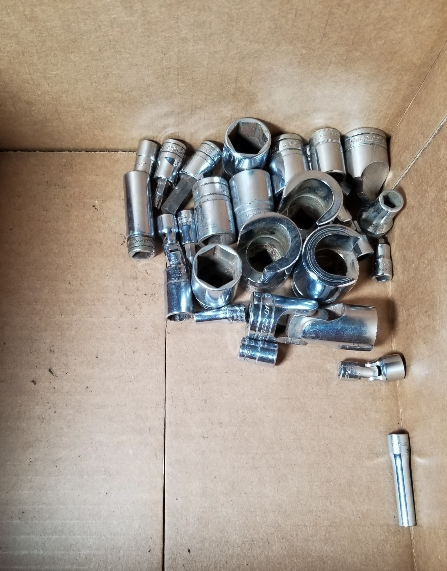 Lot of Snap-On Assorted Sockets (1 of 5)