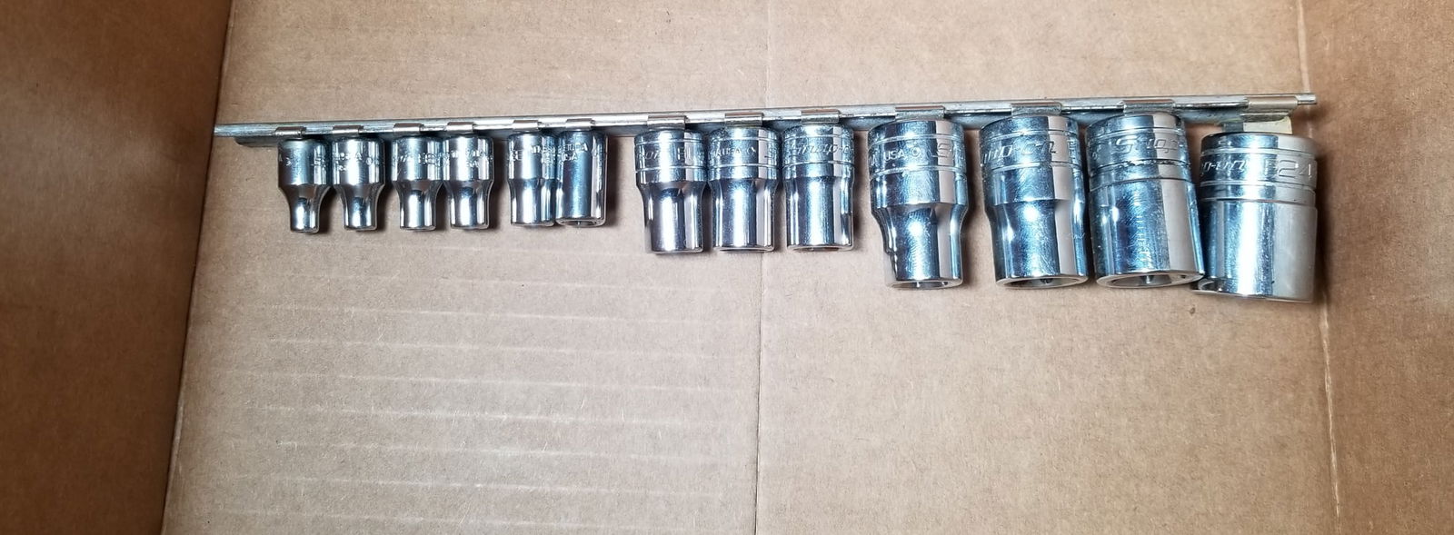 Lot of (13) Snap-On Sockets (1 of 4)