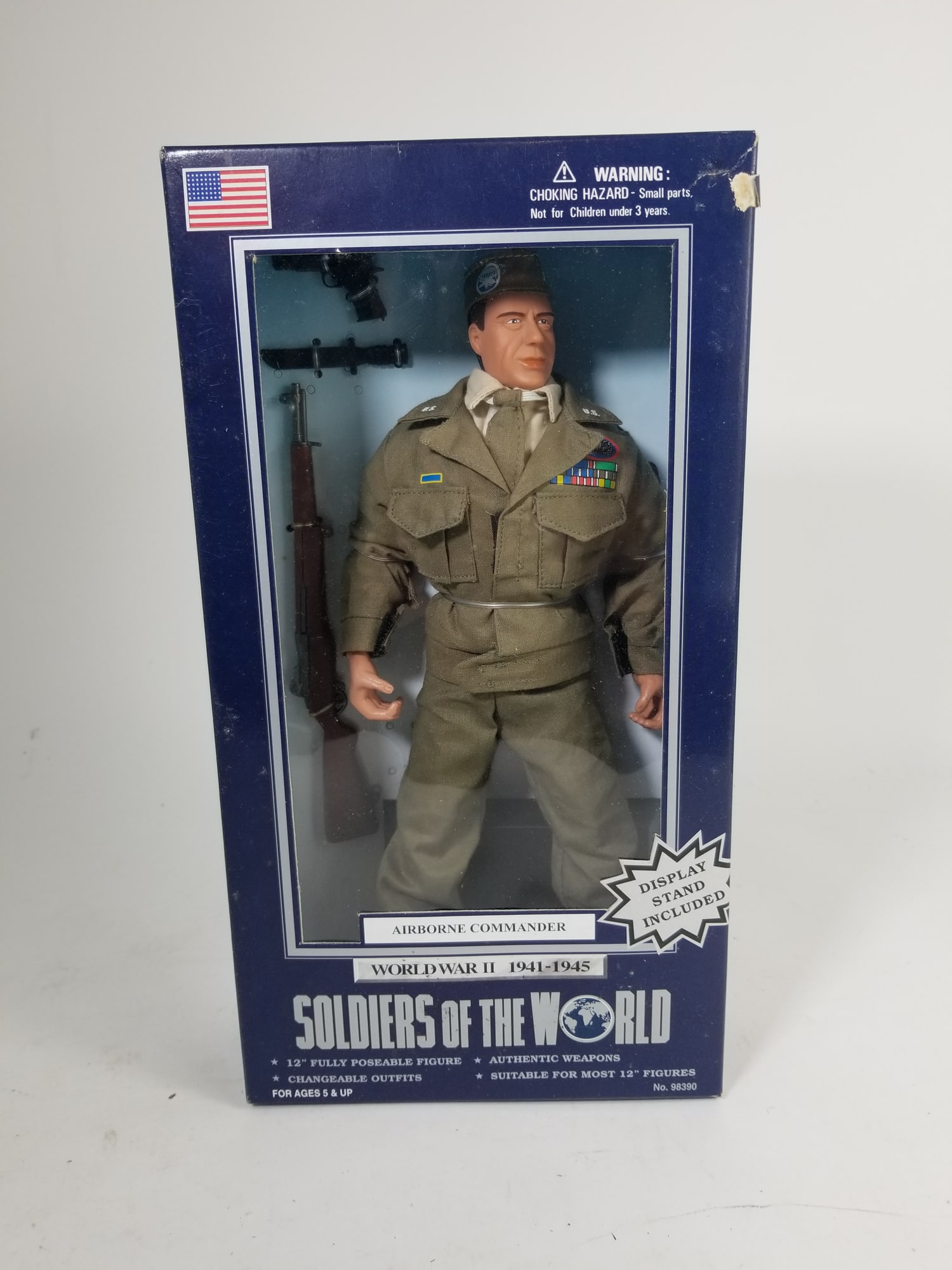 Soldiers of the World World War II (1941-1945) Figurine in Box: Soldiers of the World World War II (1941-1945) Figurine in Box Size 13" x 7" x 3" Literature Brooks Auction is not responsible for outbids. Questions? Call the office at (856) 694-2960 or email us d