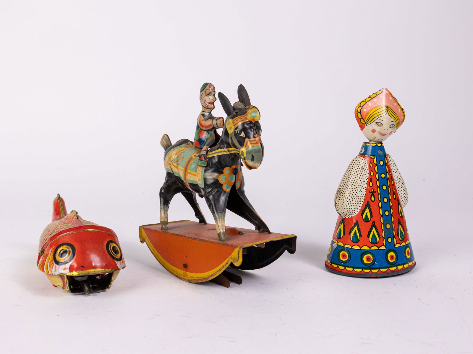 Four Vintage Tin Litho Wind Up Toys (1 of 7)