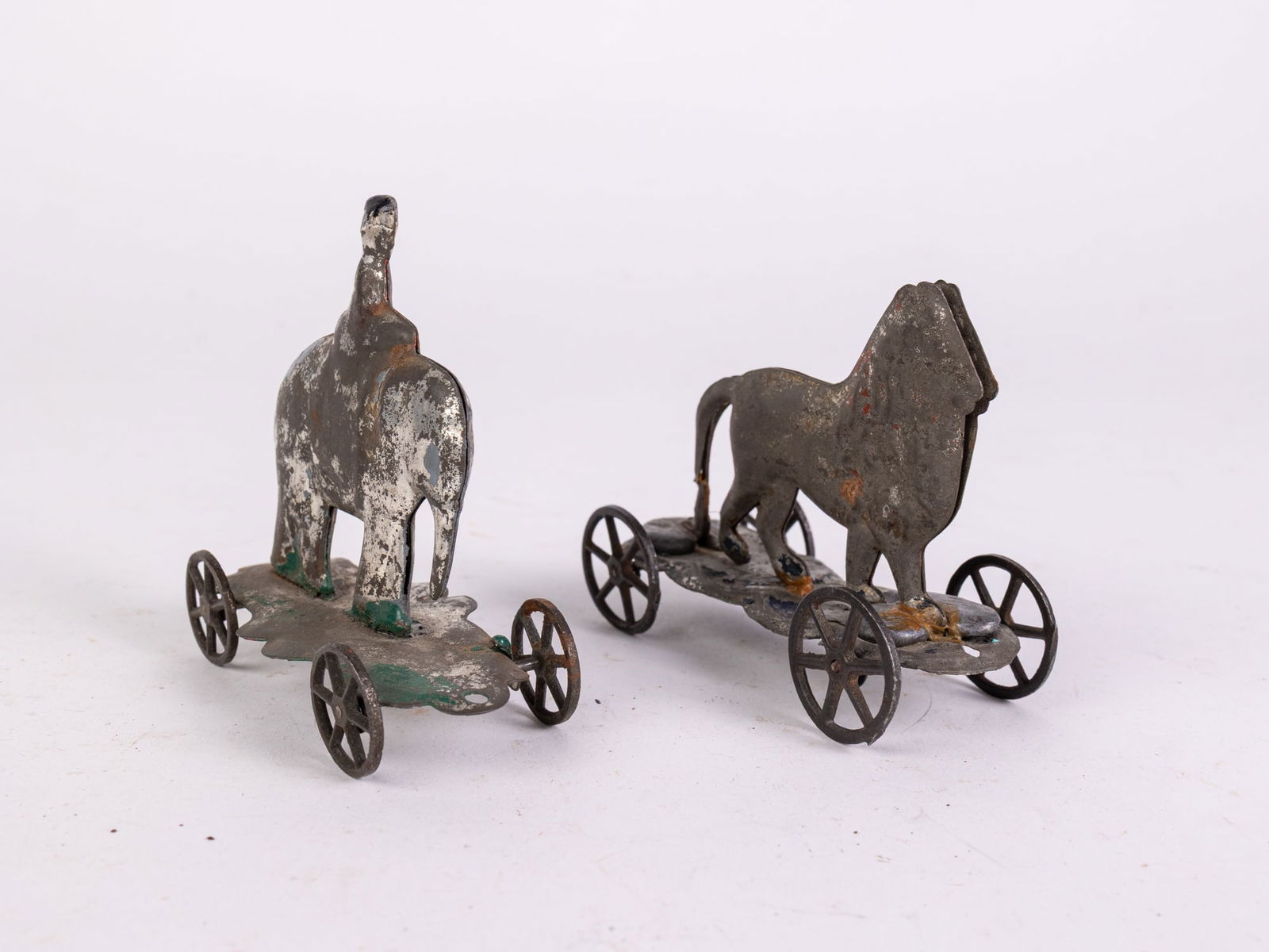 Antique Early Platform Tin Toys ft Lion & Elephant w/ Howdah (1 of 3)