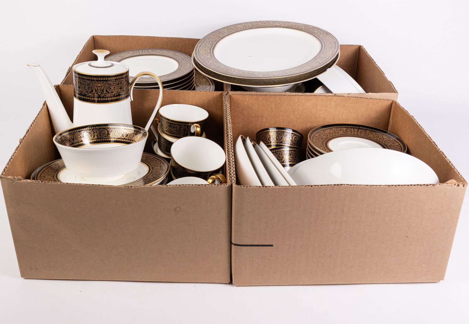 Set of Mikasa Mount Holyoke Bone China Dishware: Set of Mikasa Mount Holyoke Bone China Dishware Size 15" x 11" x 1" Literature Brooks Auction is not responsible for outbids. Questions? Call the office at (856) 694-2960 or email us directly at inf