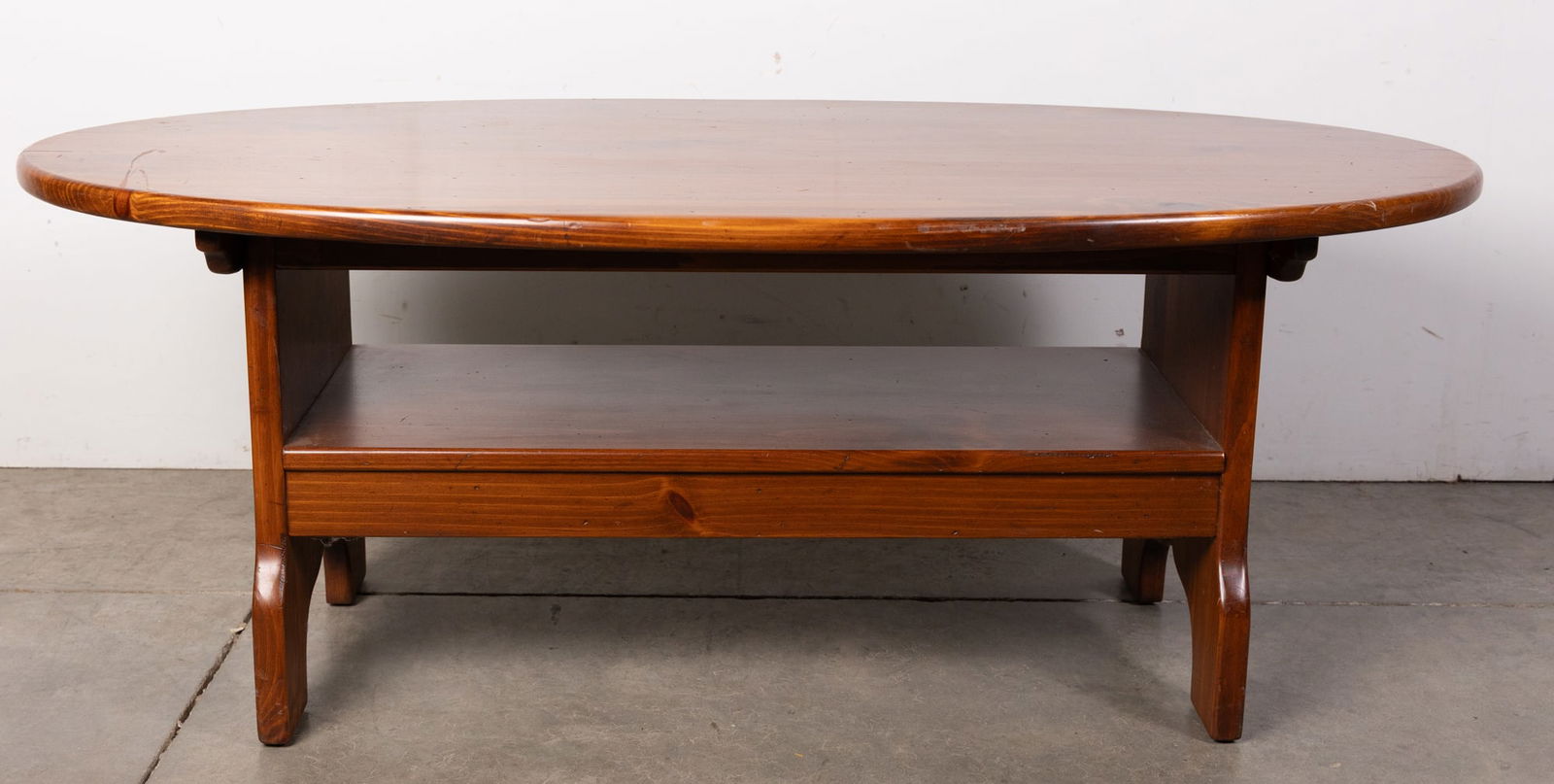 Rustic Country Style Vintage Oval Coffee Table (1 of 3)