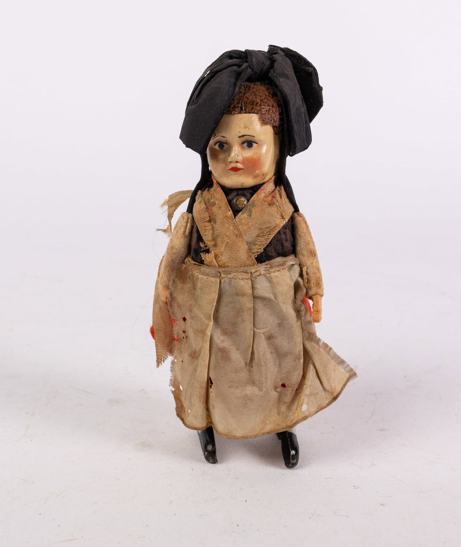 Schuco Antique Wind Up German/Dutch Woman: Schuco Antique Wind Up German/Dutch Woman, composite head with metal body. untested Size 5" x 2" x 2" Literature Brooks Auction is not responsible for outbids. Questions? Call the office at (856) 69