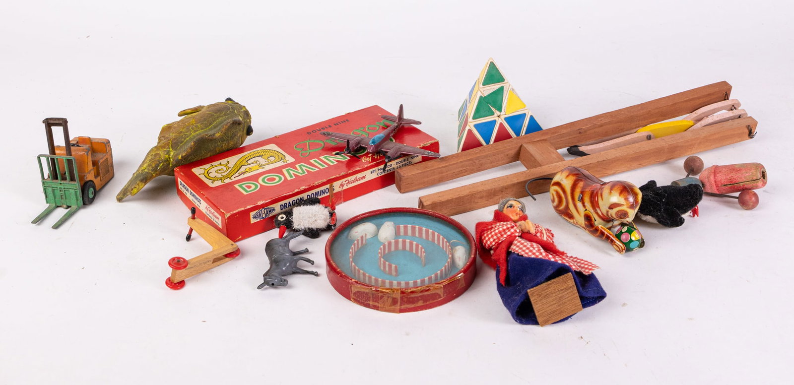 Assorted Vintage Toys (1 of 8)