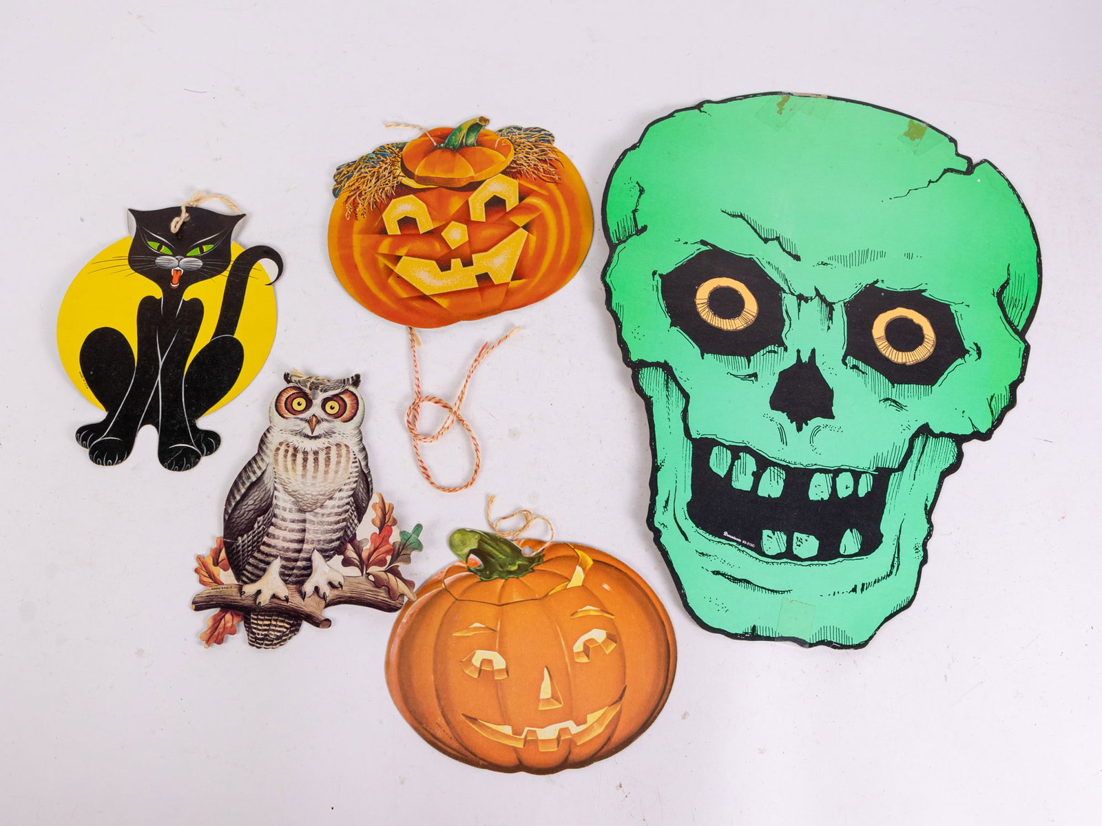 Vintage Halloween Die Cut Decorations ft. Dennison & Eureka: Vintage Halloween Die Cut Decorations ft. Dennison & Eureka Size 15" x 11" Literature Brooks Auction is not responsible for outbids. Questions? Call the office at (856) 694-2960 or email us directly