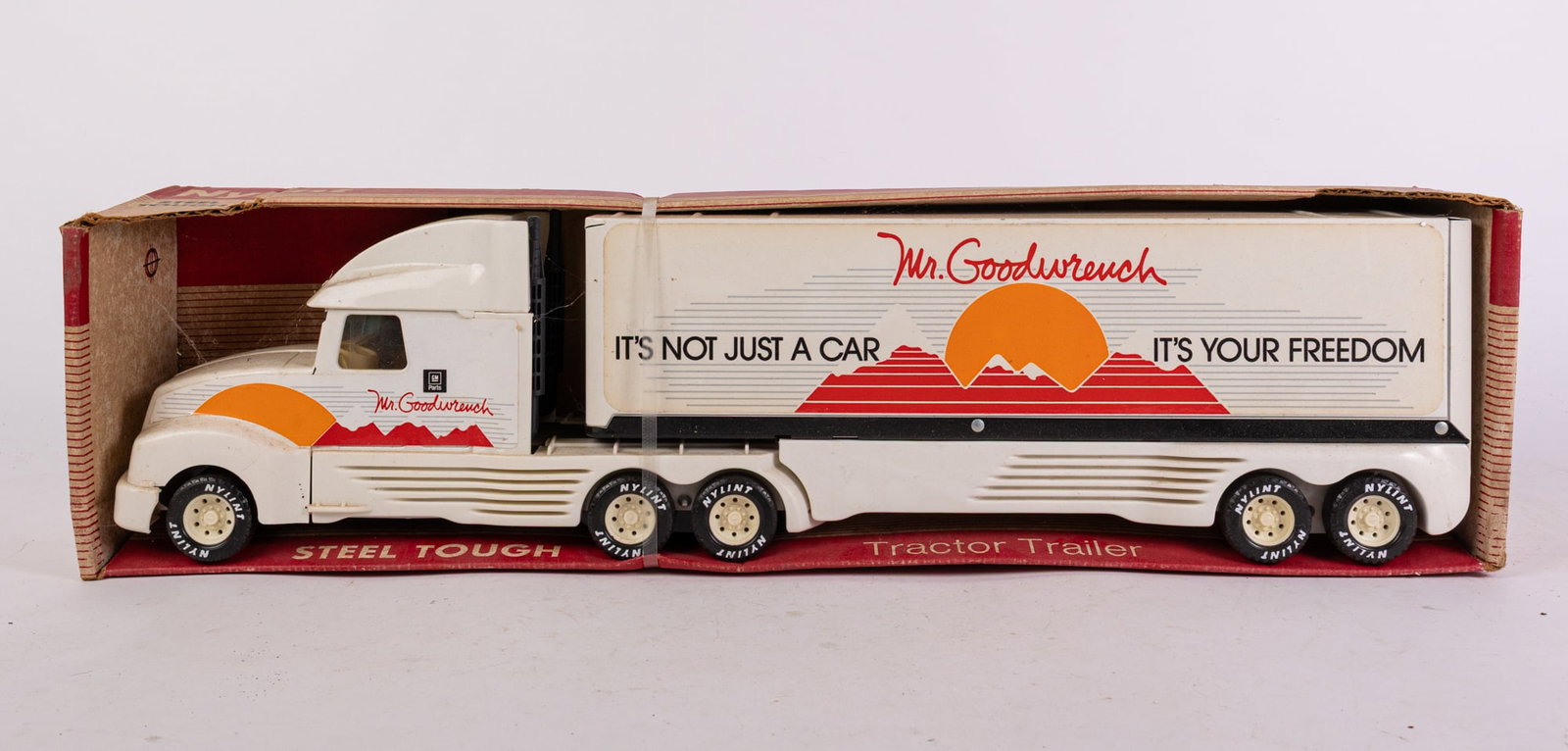 Nylint Steel Tough Mr. Goodwrench Tractor Trailer No. 9020Z: Nylint Steel Tough Mr. Goodwrench Tractor Trailer No. 9020Z Size 24" x 5" x 6" Literature Brooks Auction is not responsible for outbids. Questions? Call the office at (856) 694-2960 or email us dire