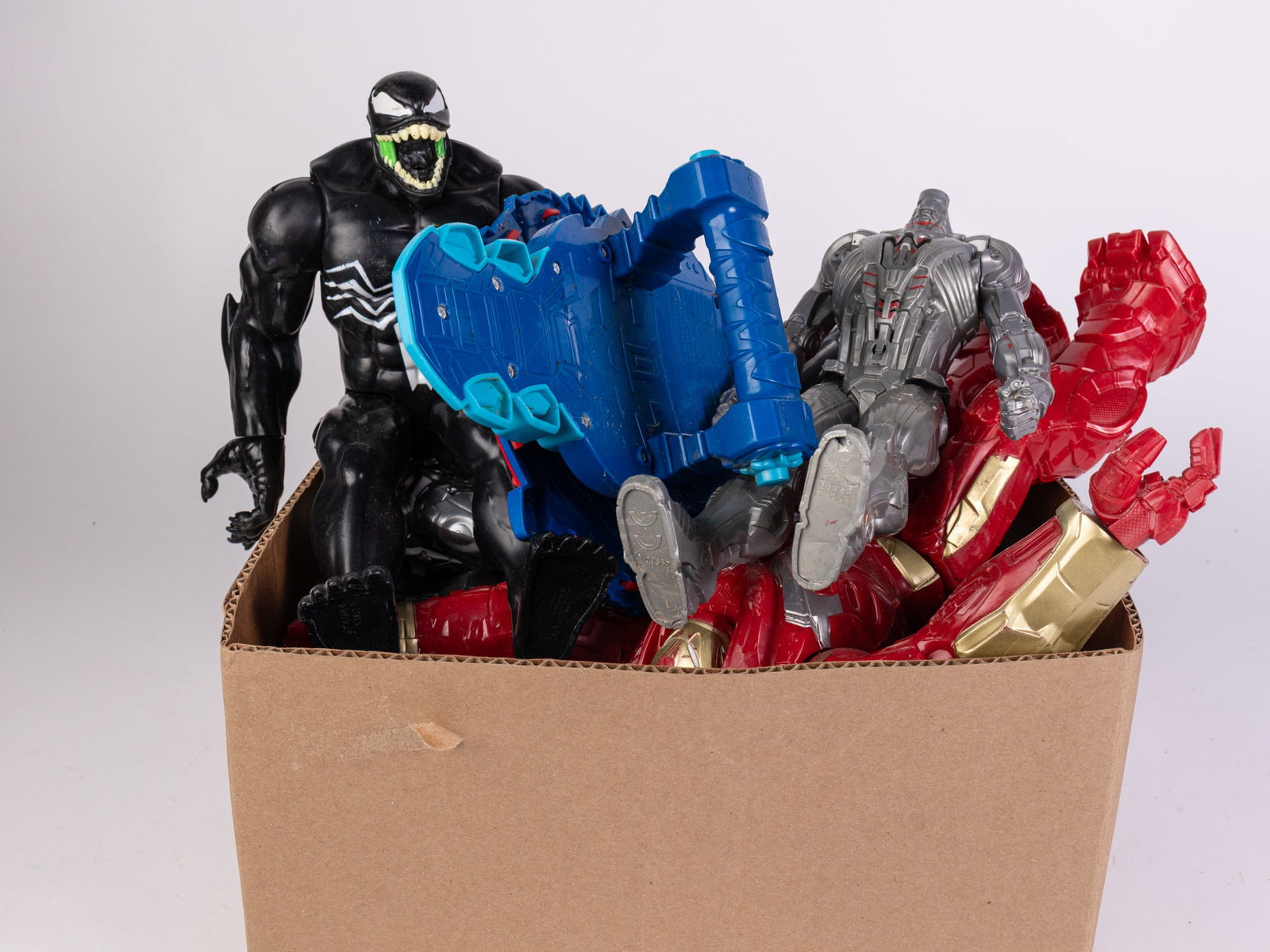 Marvel Action Figure Toy Assortment (1 of 6)