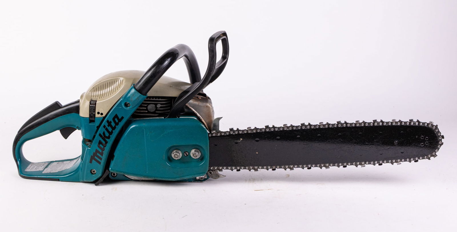 Makita DCS510 Chainsaw: Makita DCS510 Chainsaw: untested but has good compression Literature Brooks Auction is not responsible for outbids. Questions? Call the office at (856) 694-2960 or email us directly at info@brooks.au