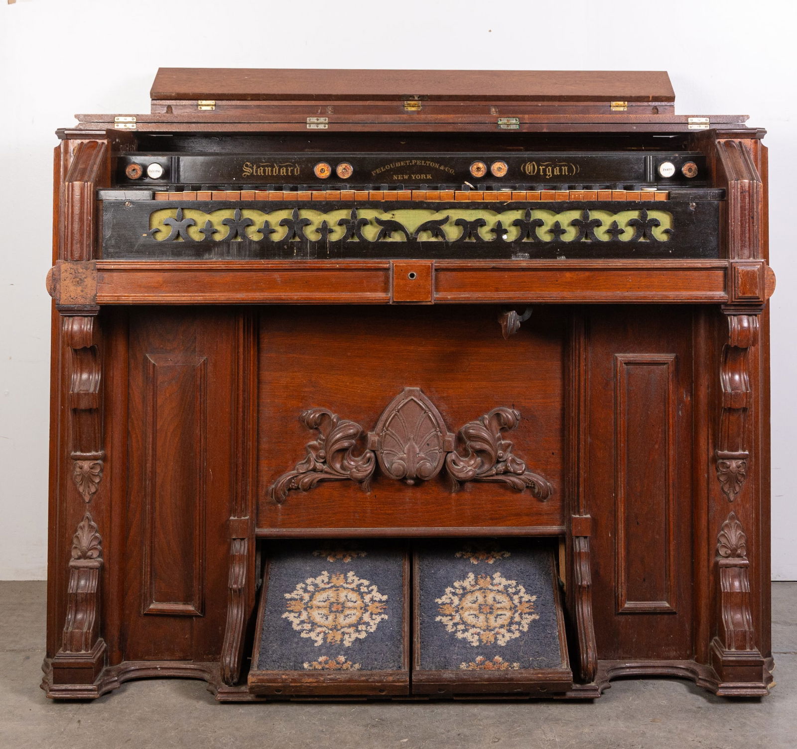 Peloubet, Pelton & Co Melodeon Organ: Peloubet, Pelton & Co Melodeon Organ Size 36" x 48" x 22" Literature Brooks Auction – Online Auction Terms & Conditions ——————————R