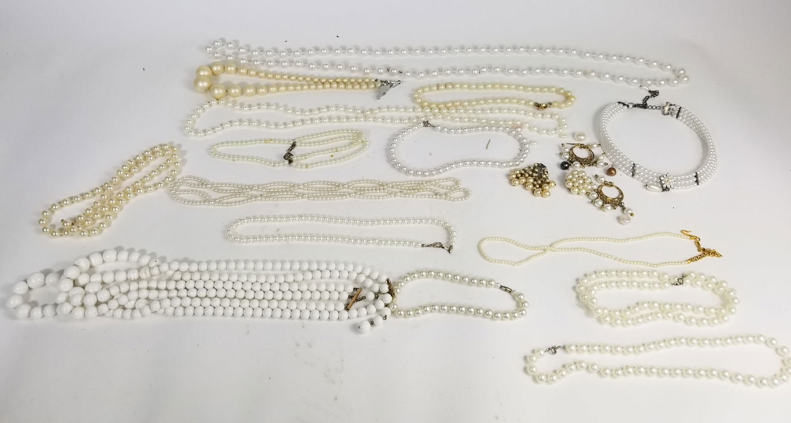Pearl Necklaces and Assorted Pearl Styled Jewelry (1 of 6)