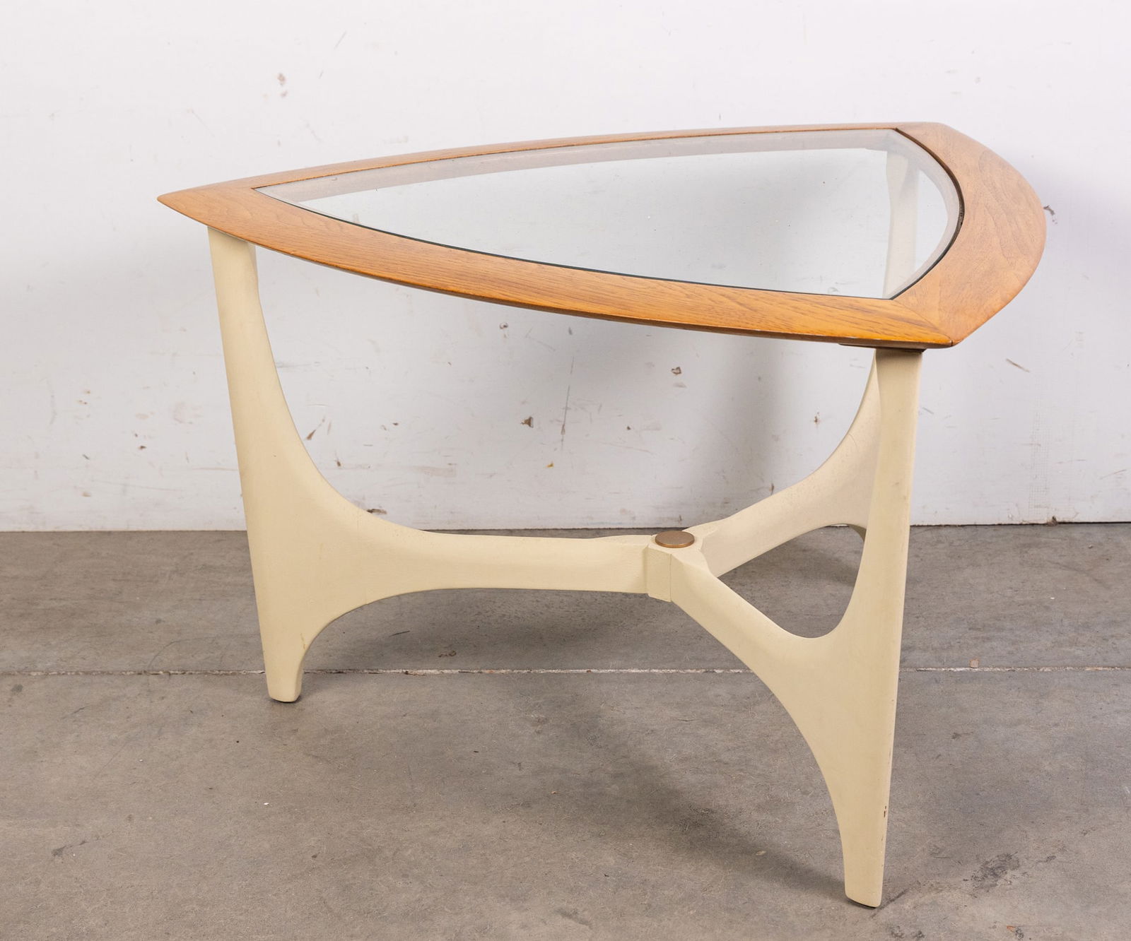 Andre Bus for Lane Furniture "Silhouette" Guitar Pick End Table: Andre Bus for Lane Furniture "Silhouette" Guitar Pick End Table, Exemplary of the pioneering mid century modern design for which Lane was known during this era, this uniquely shaped "guitar pick" end