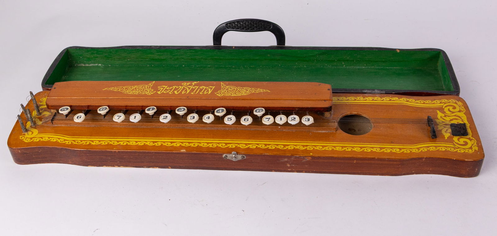 Vintage 'Bulbul Tarang' Indian Banjo Instrument: Vintage 'Bulbul Tarang' Indian Banjo Instrument Size 3" x 24" x 5" Literature Brooks Auction – Online Auction Terms & Conditions —————————&#