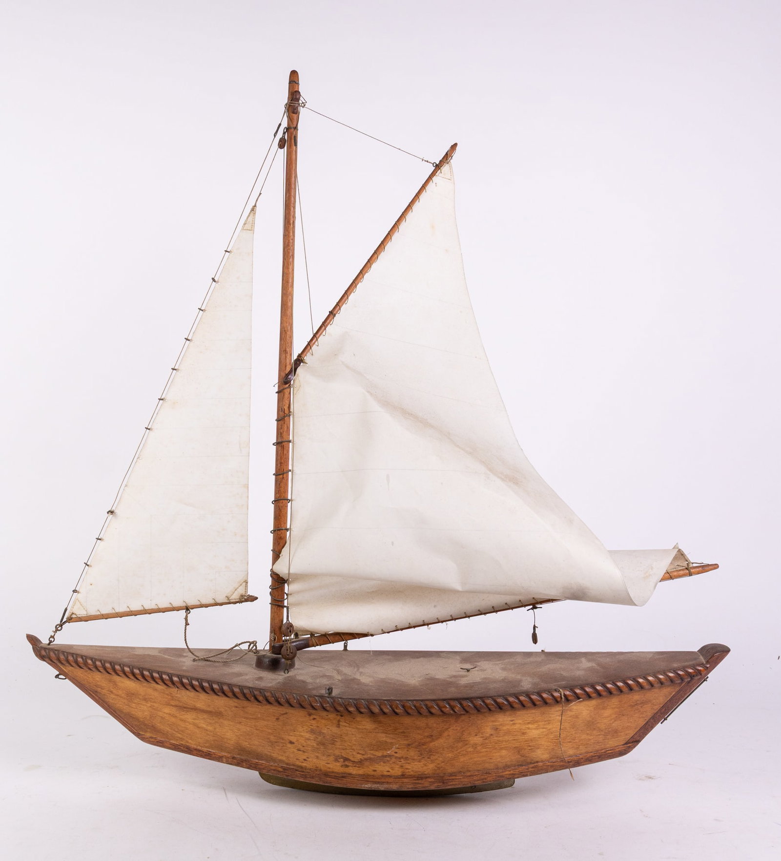 Antique Pond Yacht Sailboat: Antique Pond Yacht Sailboat Size 24" x 25" x 7" Literature Brooks Auction is not responsible for outbids. Questions? Call the office at (856) 694-2960 or email us directly at info@brooks.auction.