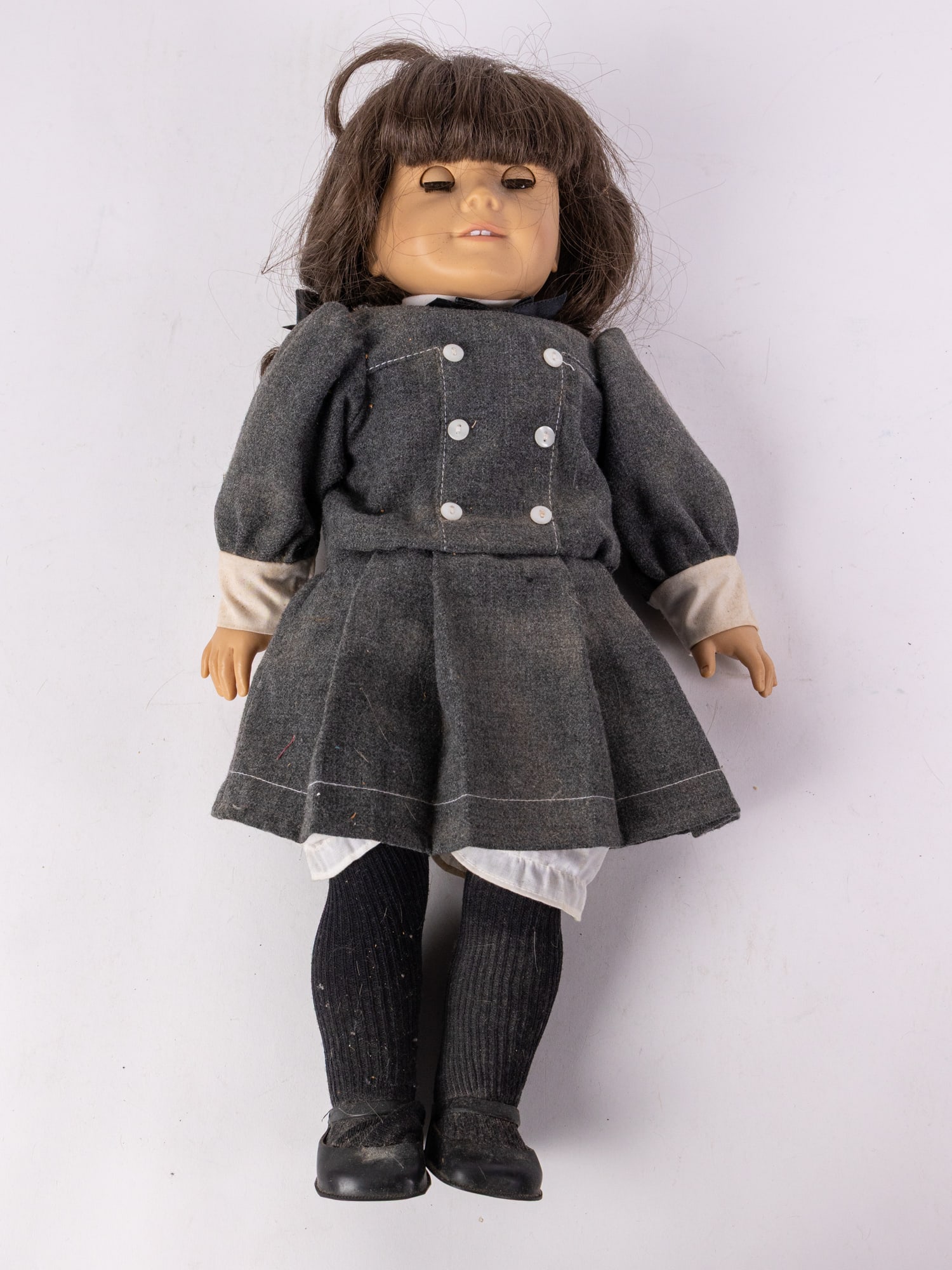 American Girl Doll "Samantha" in Original Grey Outfit: American Girl Doll "Samantha" in Original Grey Outfit, vintage Samantha doll, does not include box. Doll is in good condition and does not appear to have been previously played with. Literature Brook