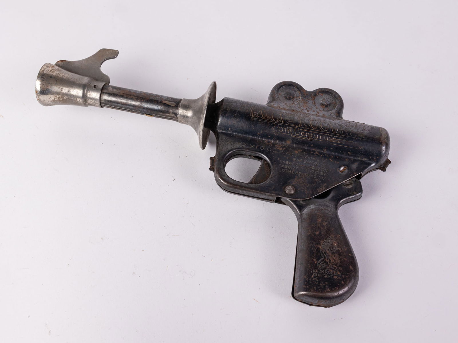 Daisy Buck Rogers 25th Century Ray Gun: Daisy Buck Rogers 25th Century Ray Gun Size 6" x 10" x 2" Literature Brooks Auction – Online Auction Terms & Conditions ——————————R