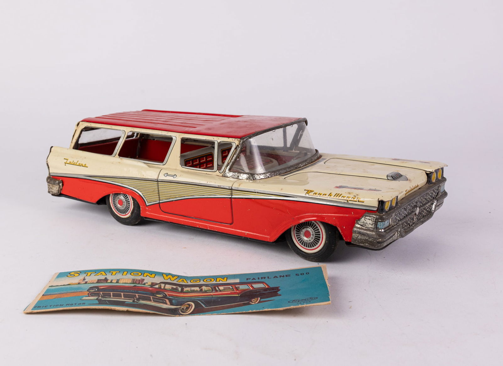 ATC Tin Litho 1959 Ford Fairlane Ranch Wagon (1 of 8)