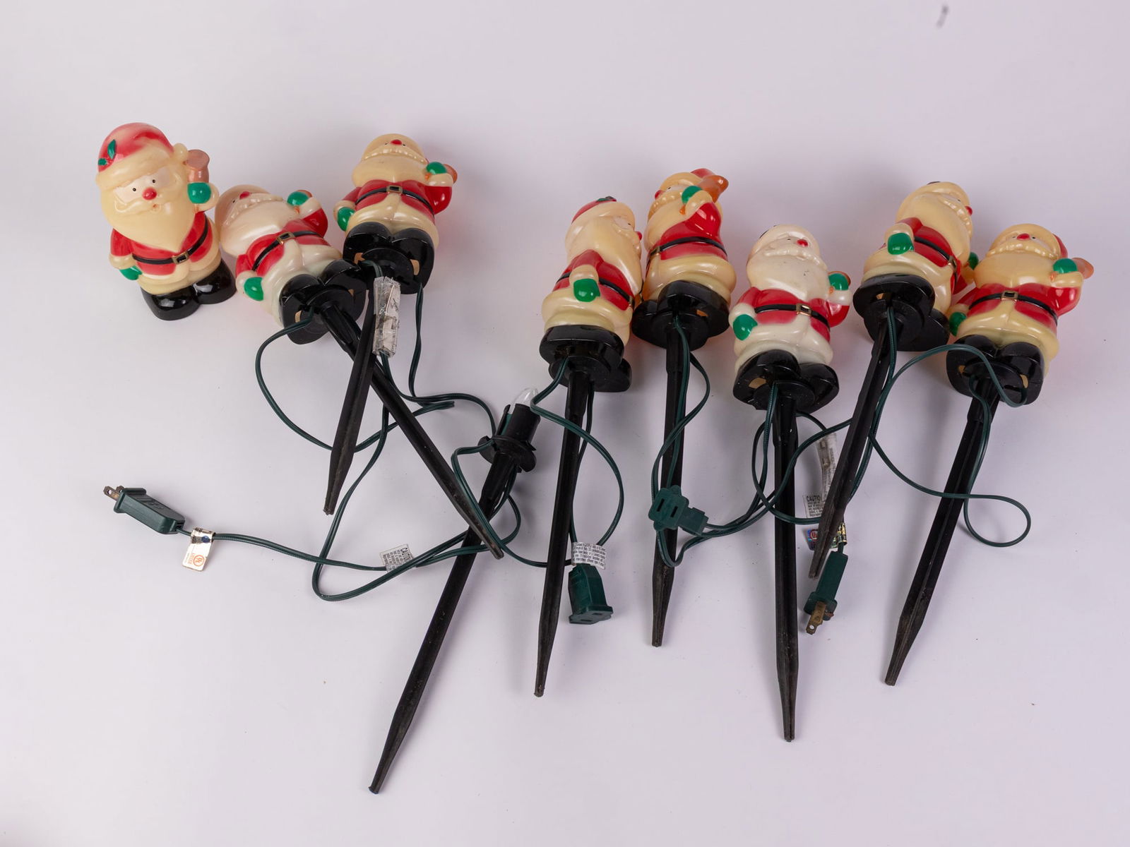 Two Strands of Vintage Plastic Santa Christmas Lights: Two Strands of Vintage Plastic Santa Christmas Lights Literature Brooks Auction – Online Auction Terms & Conditions ———————————&