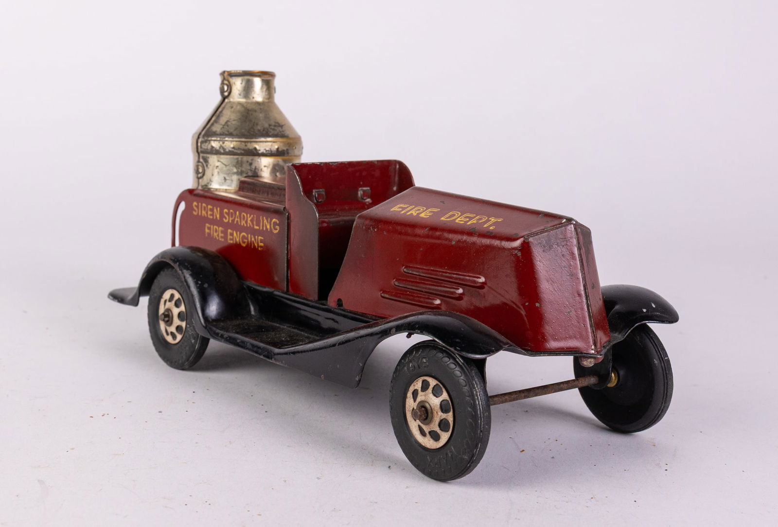 Siren Sparkling Fire Engine (1 of 7)