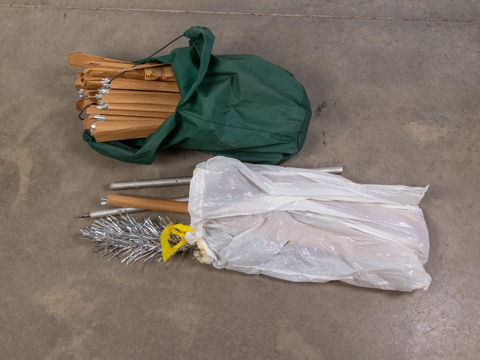 Vintage Aluminum Christmas Tree in Unbuilt Condition: Vintage Aluminum Christmas Tree in Unbuilt Condition Literature Brooks Auction – Online Auction Terms & Conditions ———————————&#