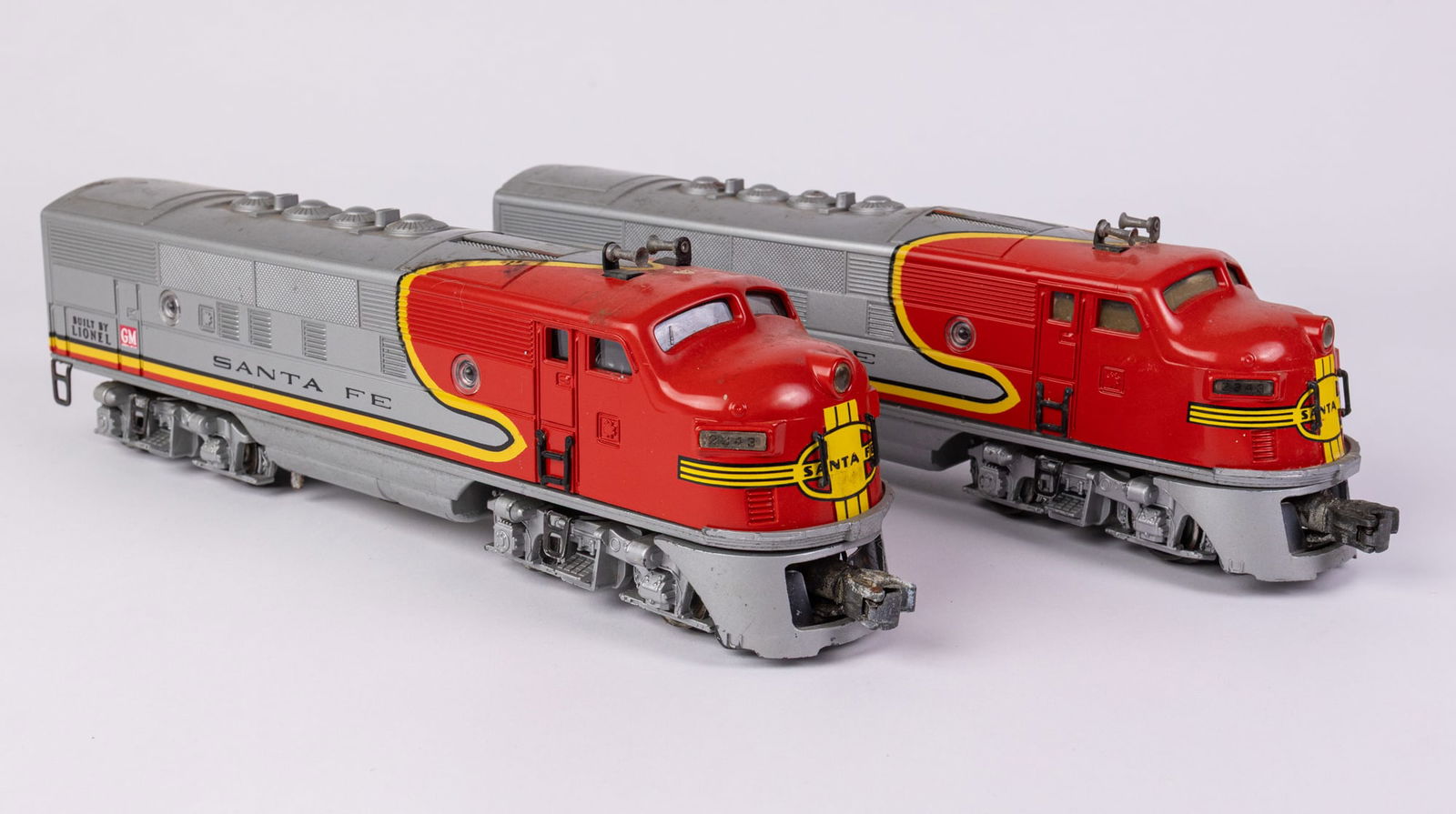 Lionel 2343 Santa Fe Locomotives (1 of 11)