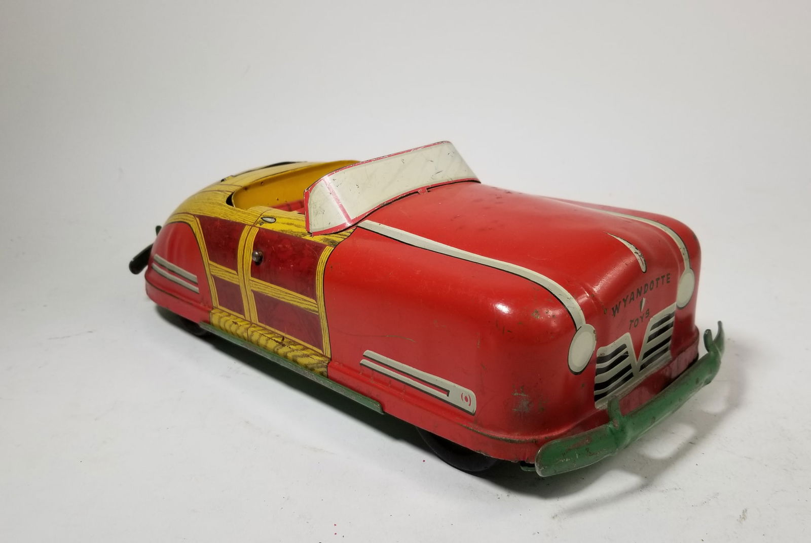 Wyandotte Woody Convertible Coupe Pressed Steel Toy Car (1 of 3)