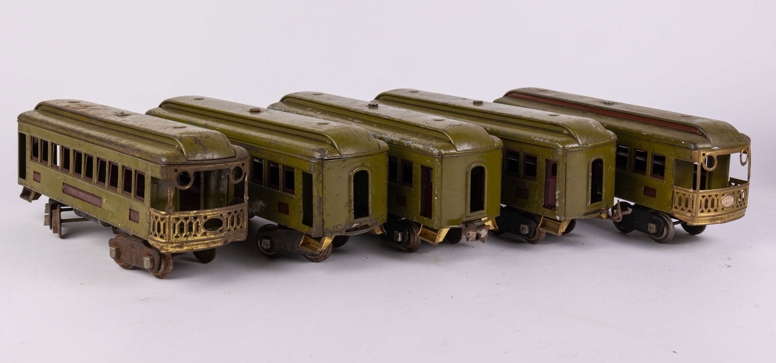 Lionel Prewar #337(3) and #338(2) Pullman/Observation Passenger Cars (1 of 7)