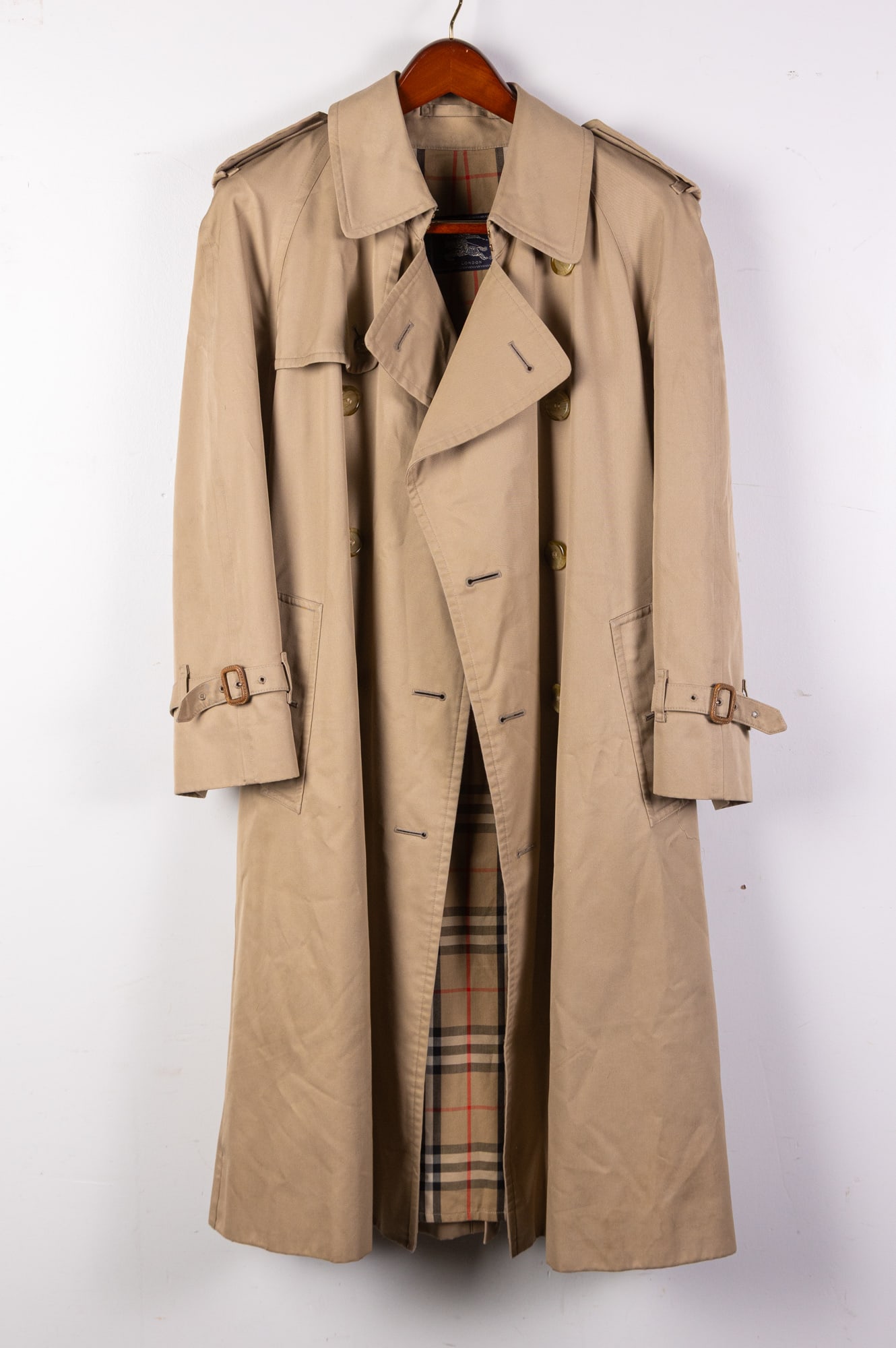 Burberry | Vintage Long Sleeve Coat w/ House Check Lining (1 of 6)