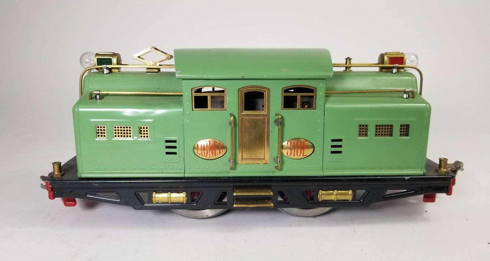 Lionel 318E Locomotive Engine (1 of 8)