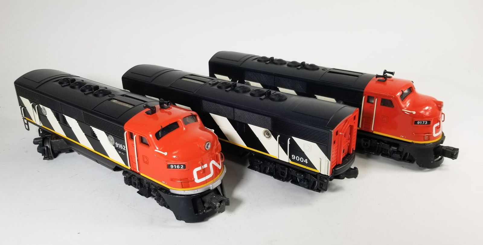 Lionel Canadian National F3 Robert Milli Custom Repaint Locomotives (1 of 15)