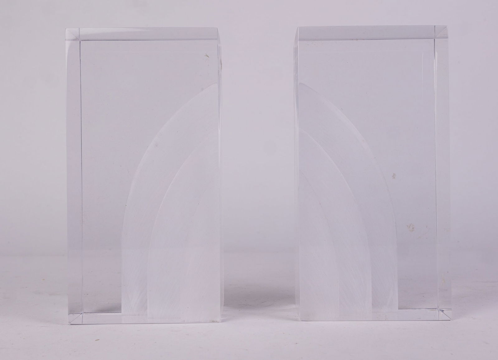 Pair of Lucite Modern MCM Book Ends: Pair of Lucite Modern MCM Book Ends Size 8" x 4" x 2" Literature Brooks Auction – Online Auction Terms & Conditions ———————————&