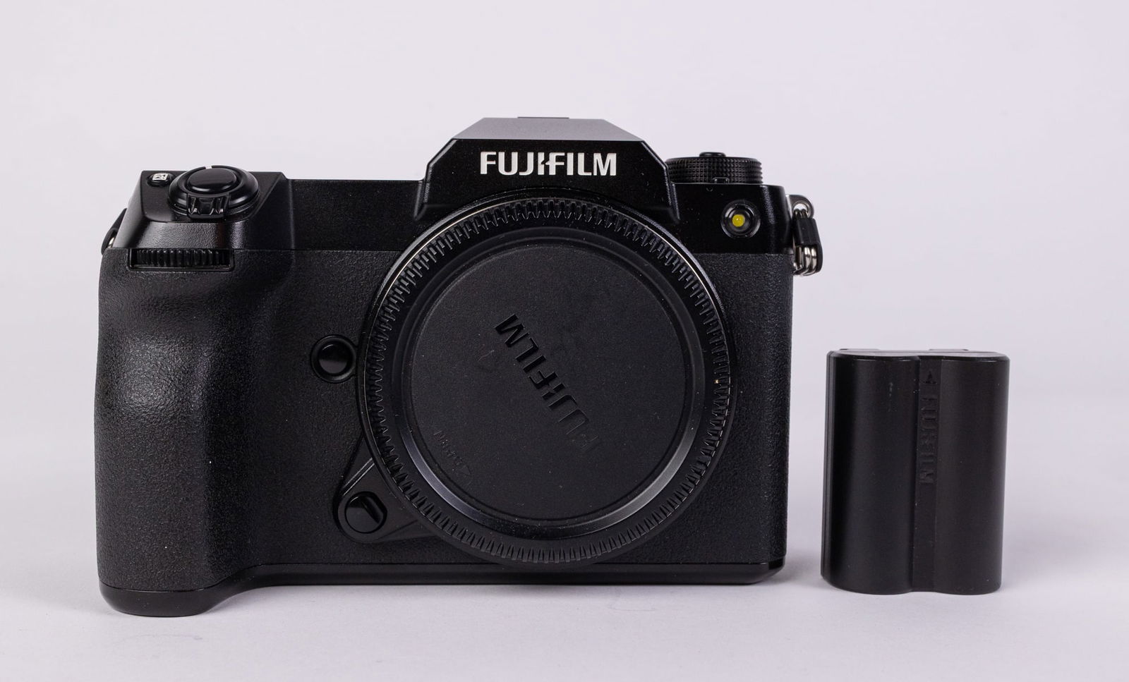 Fujifilm GFX 100s (1 of 12)