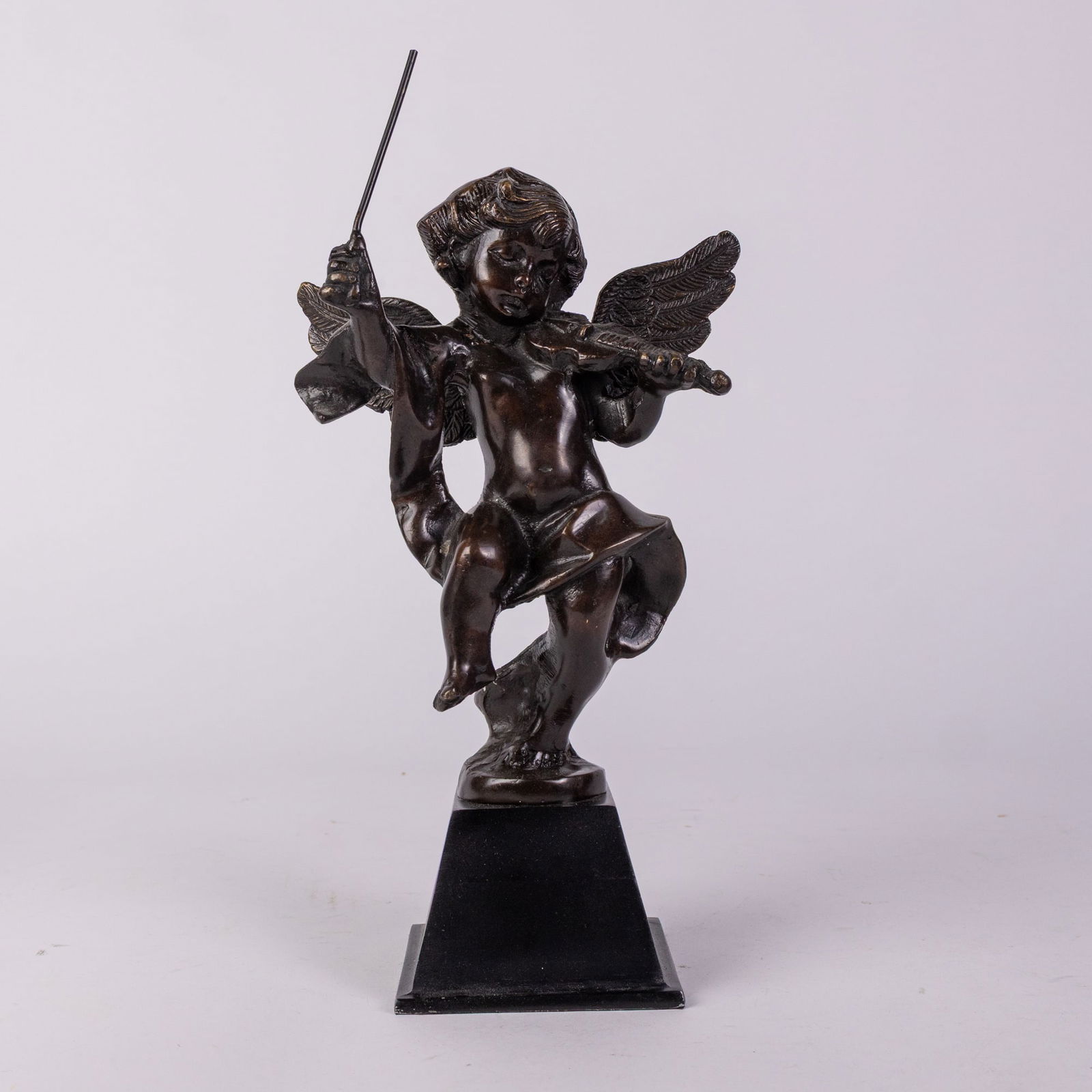 Vintage Bronze Cherub Putti Angel Playing Violin: Vintage Bronze Cherub Putti Angel Playing Violin Size 12" H Literature Brooks Auction is not responsible for outbids. Questions? Call the office at (856) 694-2960 or email us directly at info@brooks