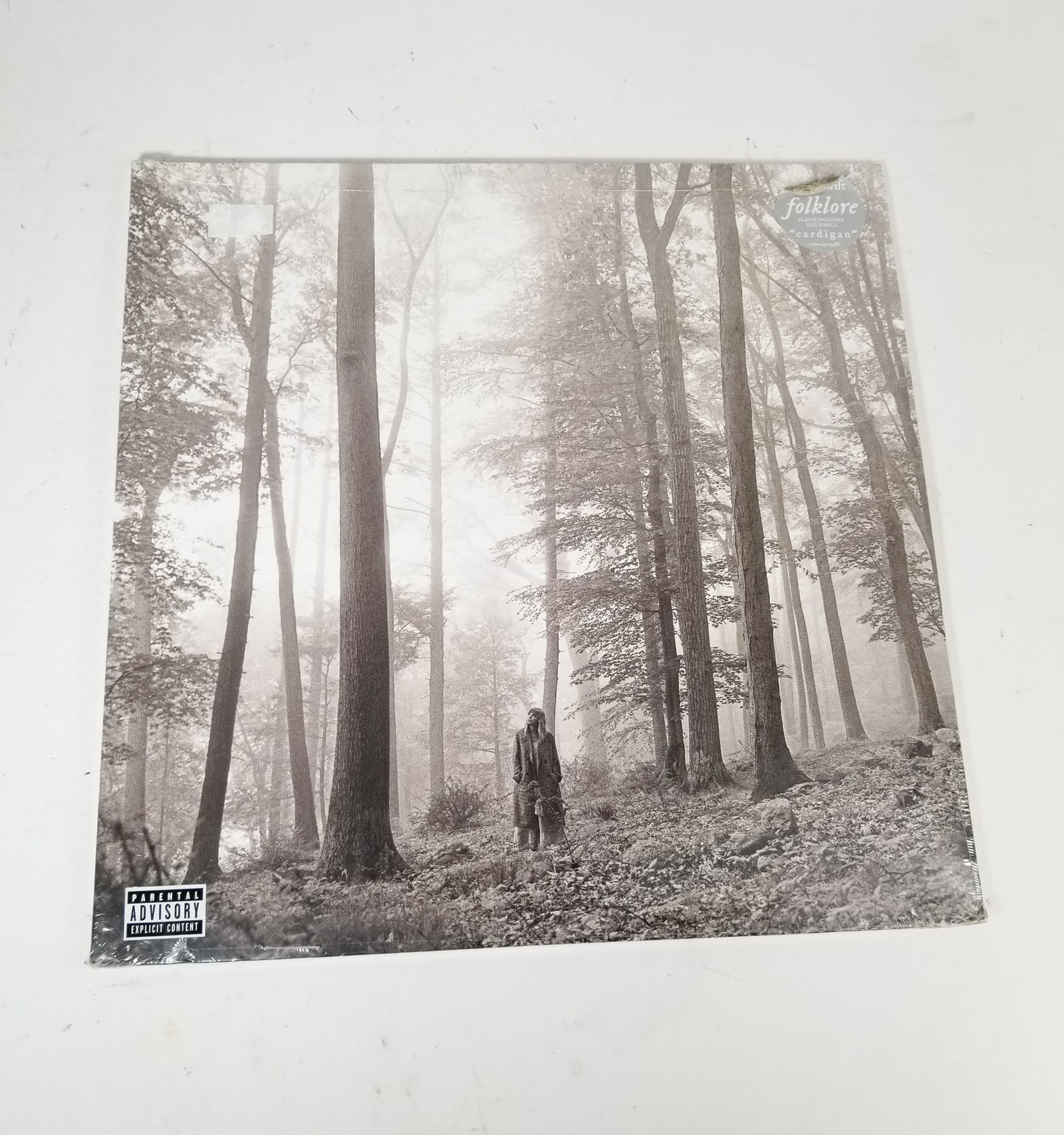 *SEALED* Taylor Swift - Folklore [2xLP Deluxe Edition "In The Trees"]: *SEALED* Taylor Swift - Folklore [2xLP Deluxe Edition "In The Trees"] Size 12" x 12" Literature Brooks Auction – Online Auction Terms & Conditions ——————̵