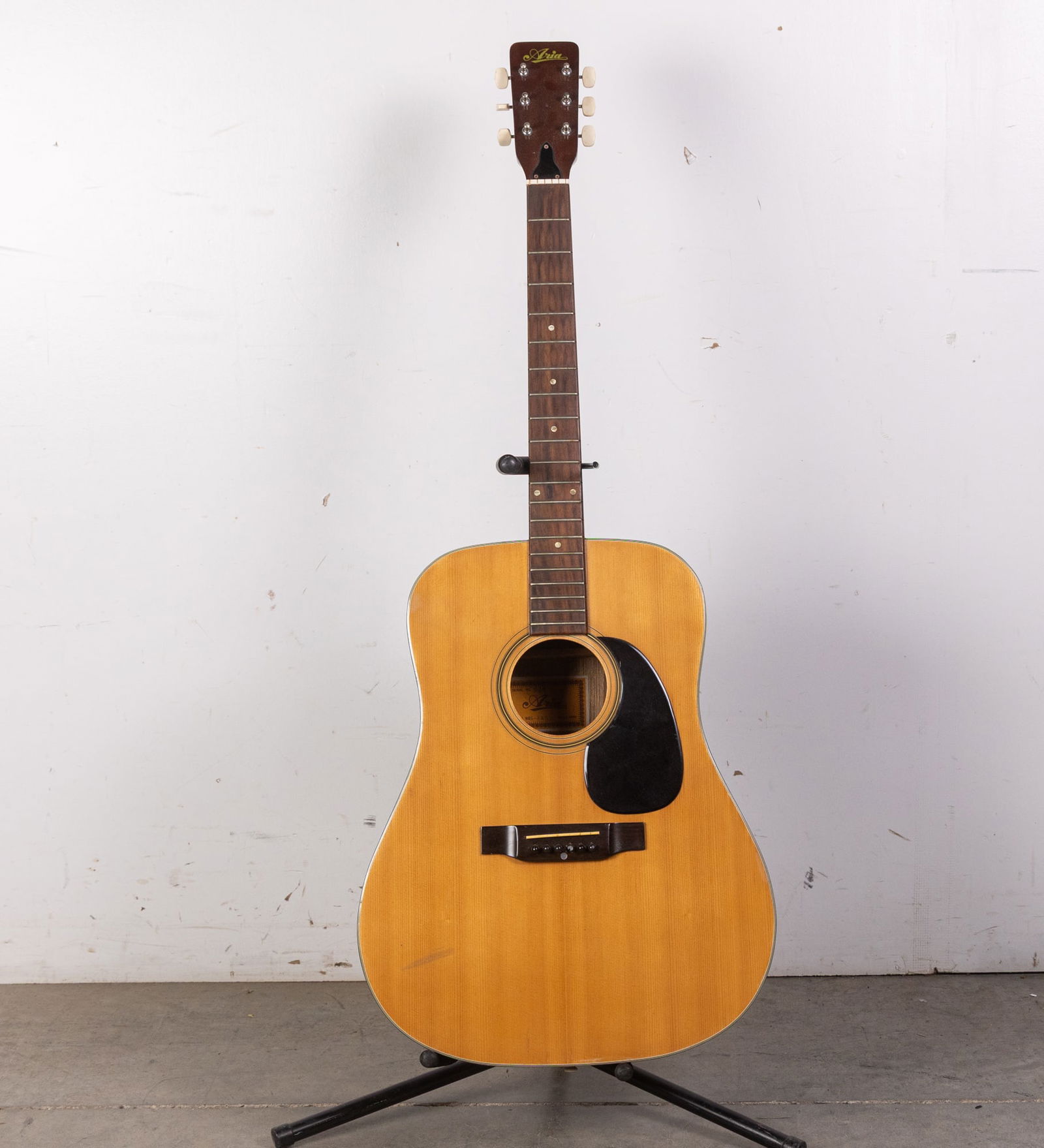 Aria Acoustic H-FA-620 1970's Japan Guitar (1 of 4)