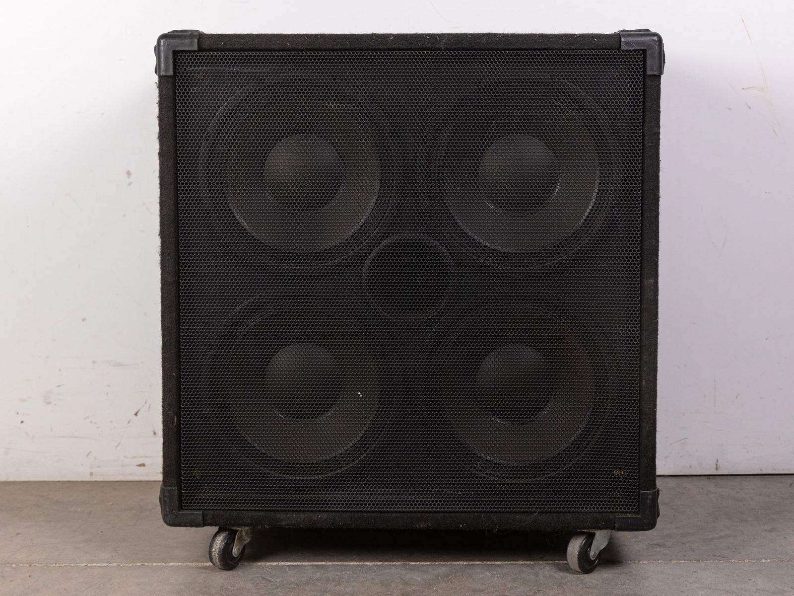 Hartke Speaker Cabinet: Hartke Speaker Cabinet, cabinet has no identifying marks besides "Hartke" on rubber corners. Untested. Size 27" x 24" x 15" Literature Brooks Auction – Online Auction Terms & Conditions —&