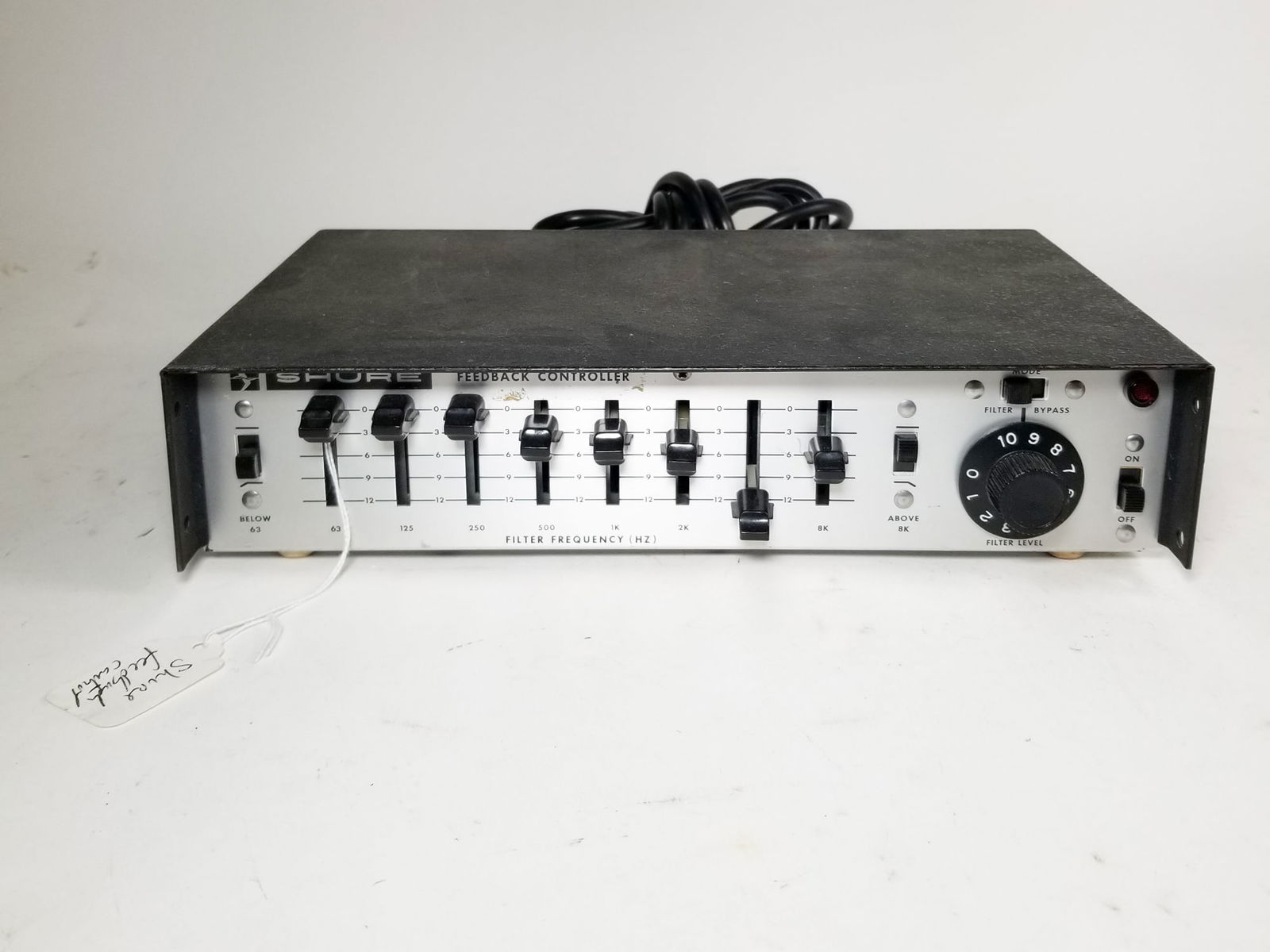 Shure Feedback Controller (1 of 3)