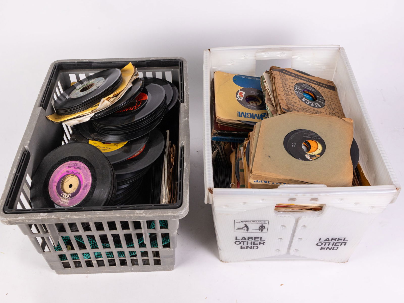 Large Lot of Vinyl 45's (1 of 5)