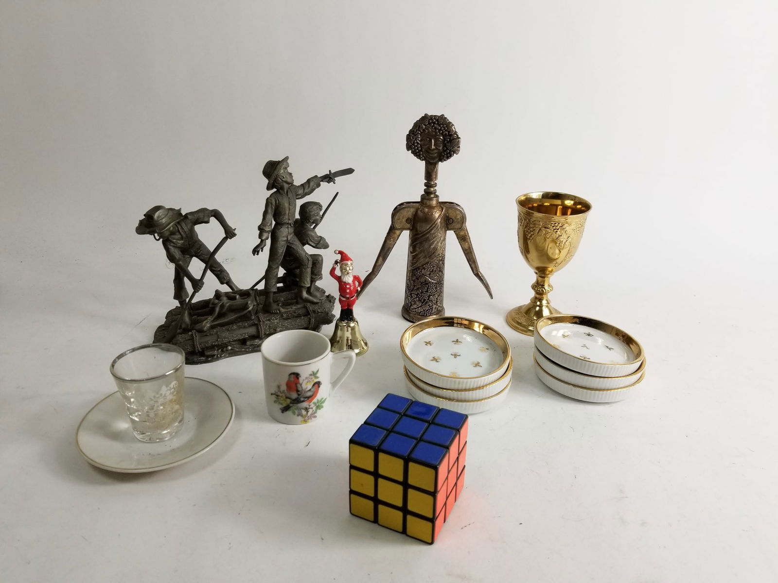 Vintage Kitschy Porcelain Decor: Vintage Kitschy Porcelain DecorSize7" x 12" x 12"LiteratureBrooks Auction – Online Auction Terms & Conditions