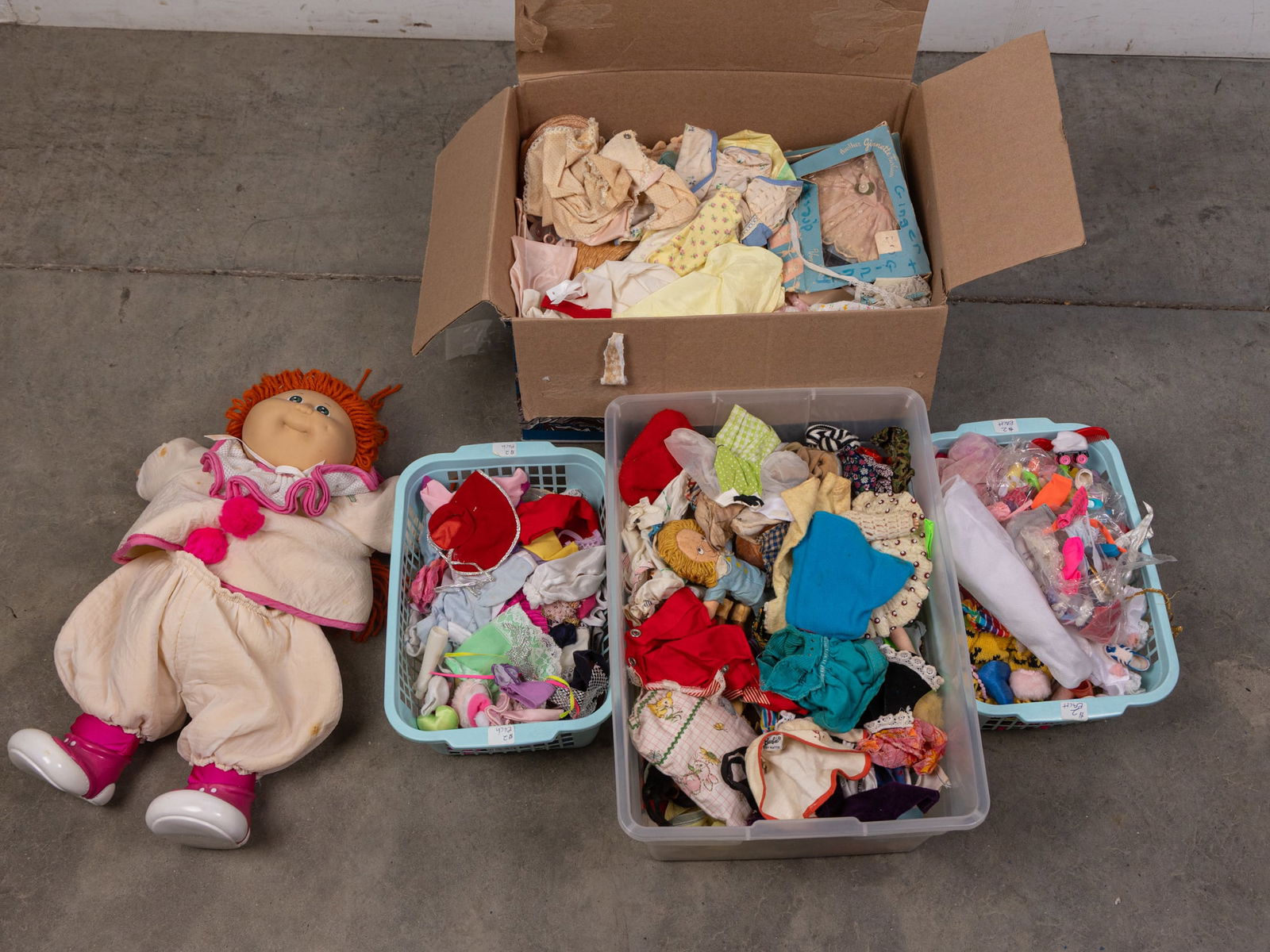 Lot of Vintage Doll Clothes Featuring Barbie (1 of 4)