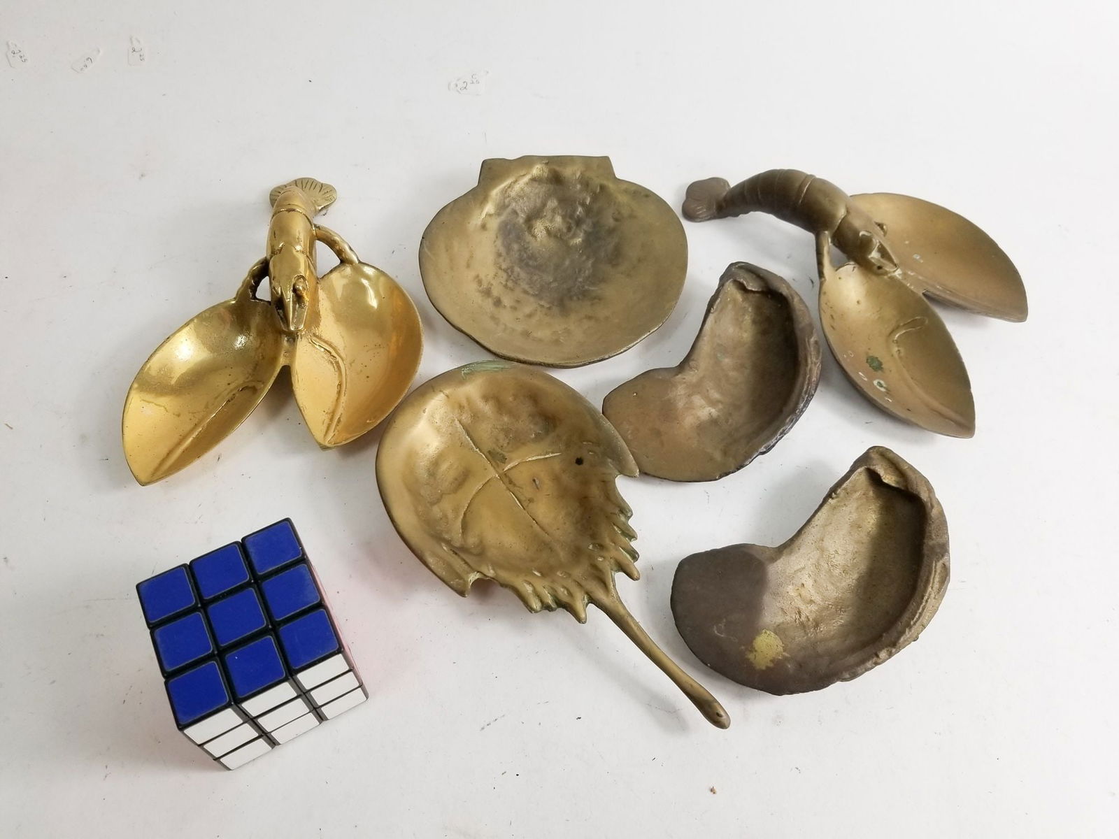 Nautical Chic Brass Decor (1 of 3)