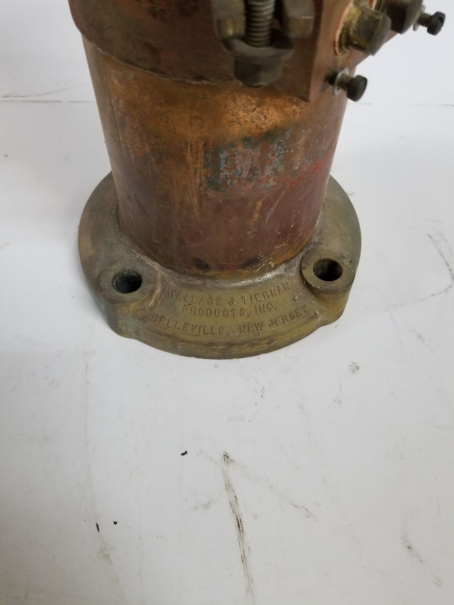 Wallace & Tiernan Fresnel Buoy Lamp - 2