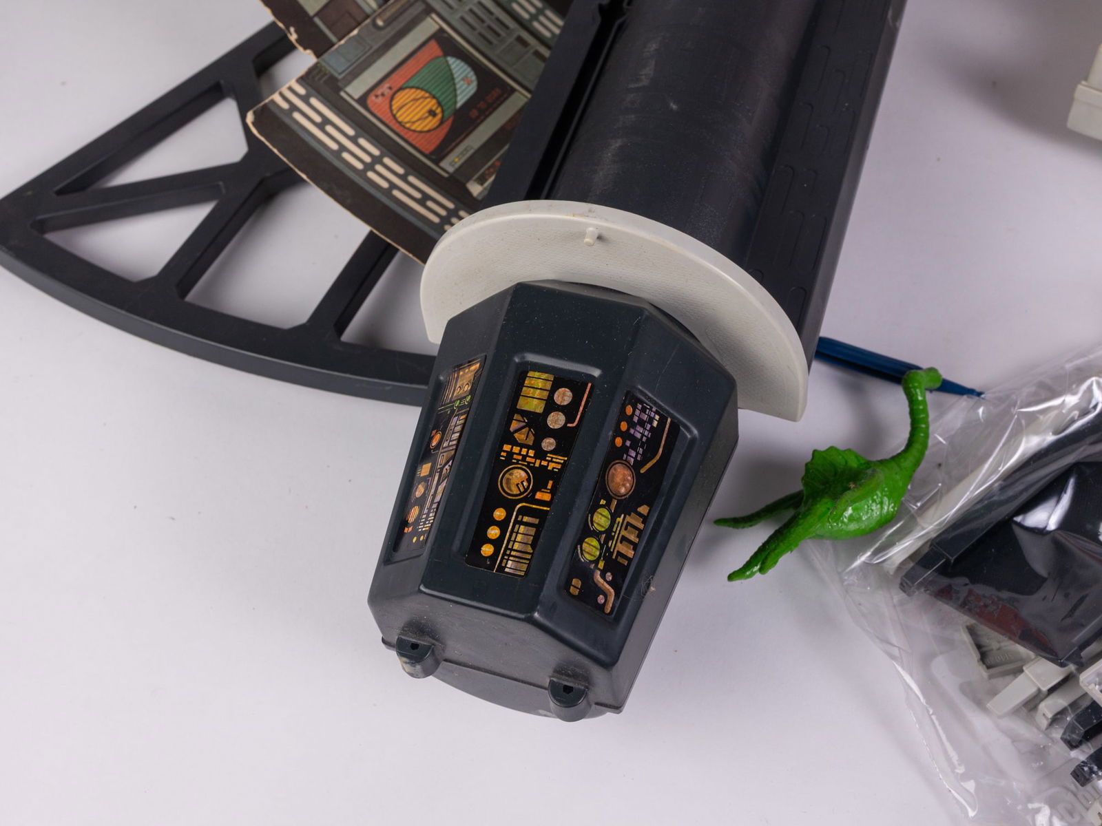 Kenner Star Wars Death Star Space Station IOB - 9