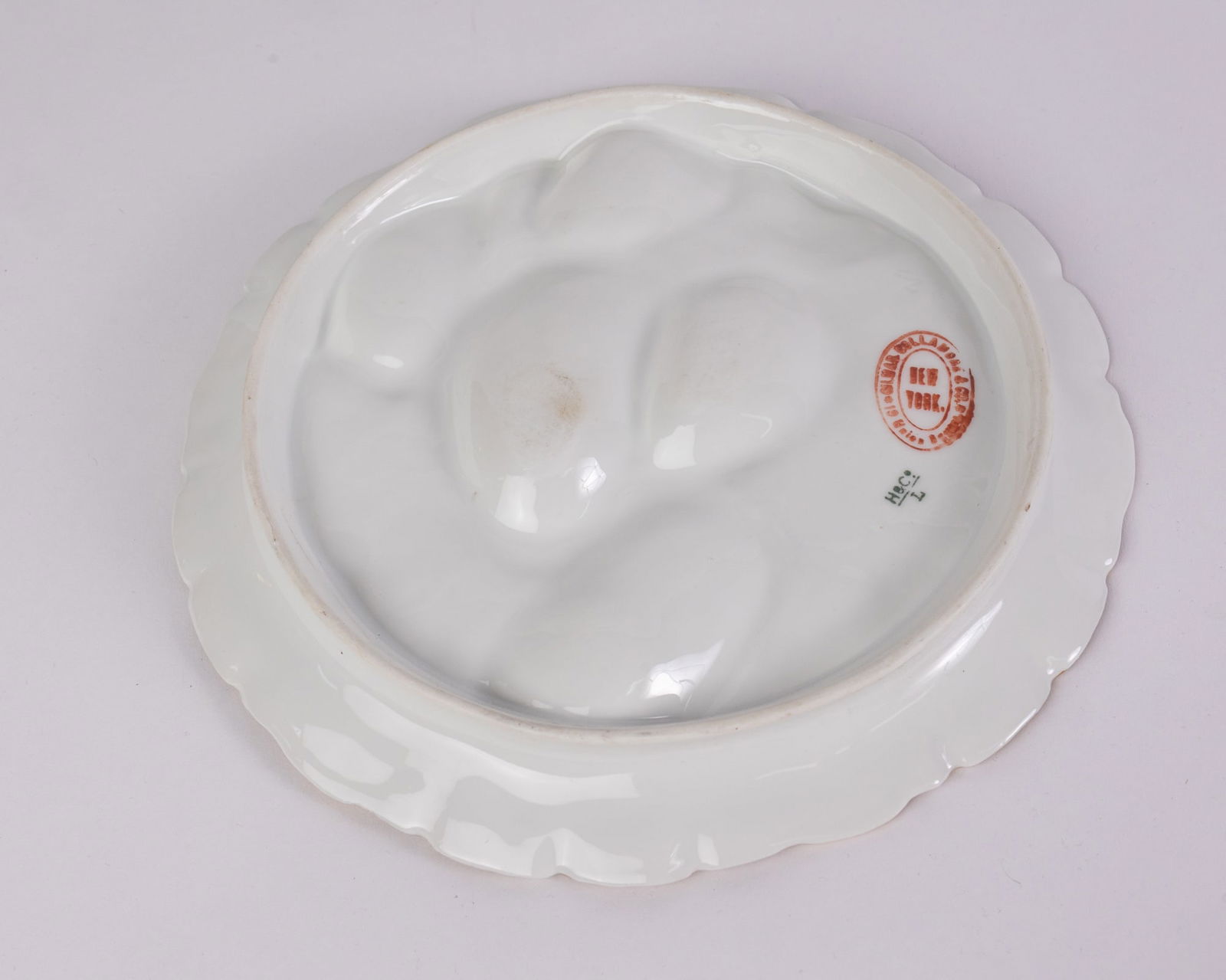 Pair of Gilman Collamore & Co. Antique Porcelain Oyster Plates - 4