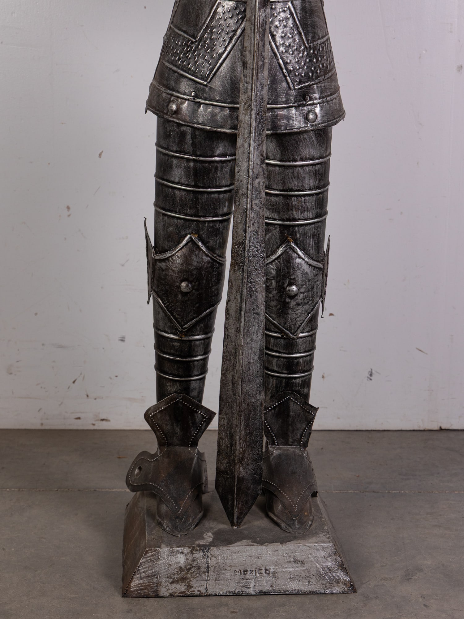 Decorative Medieval Style Standing Suit of Armor Sculpture - 3