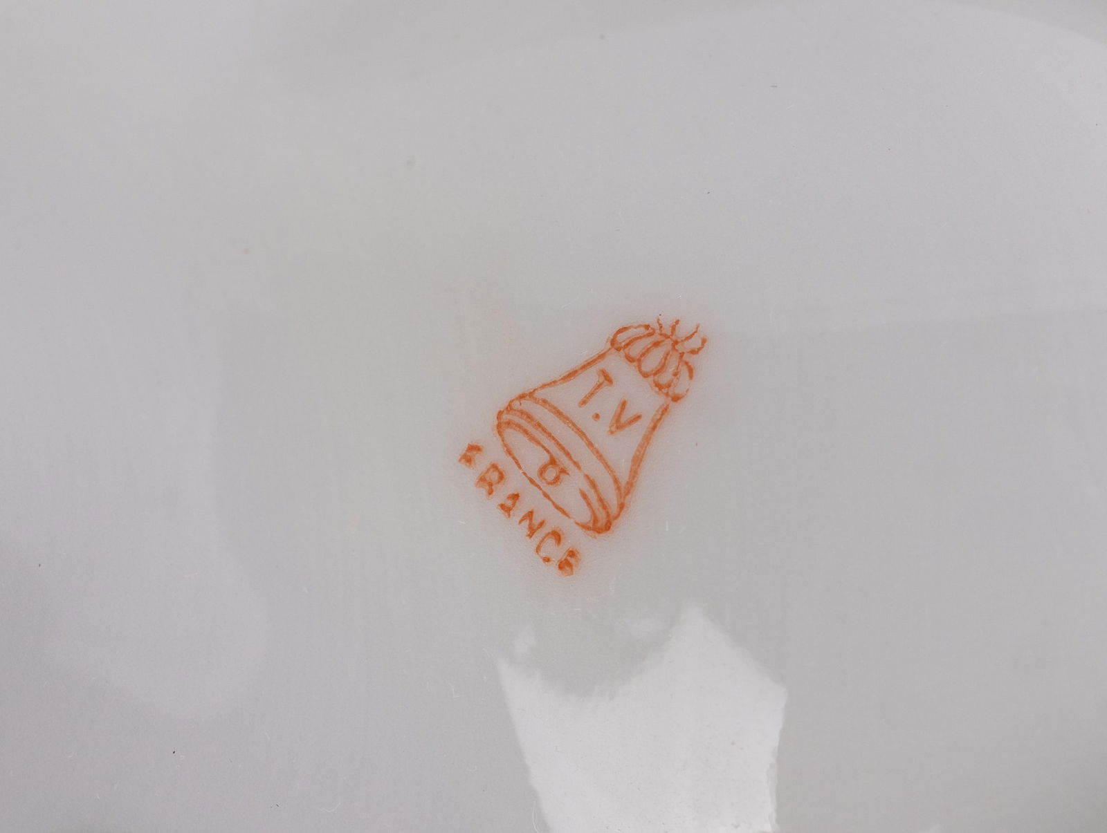 Pair of Tressemanes & Vogt Porcelain Five Well Oyster Plates - 9